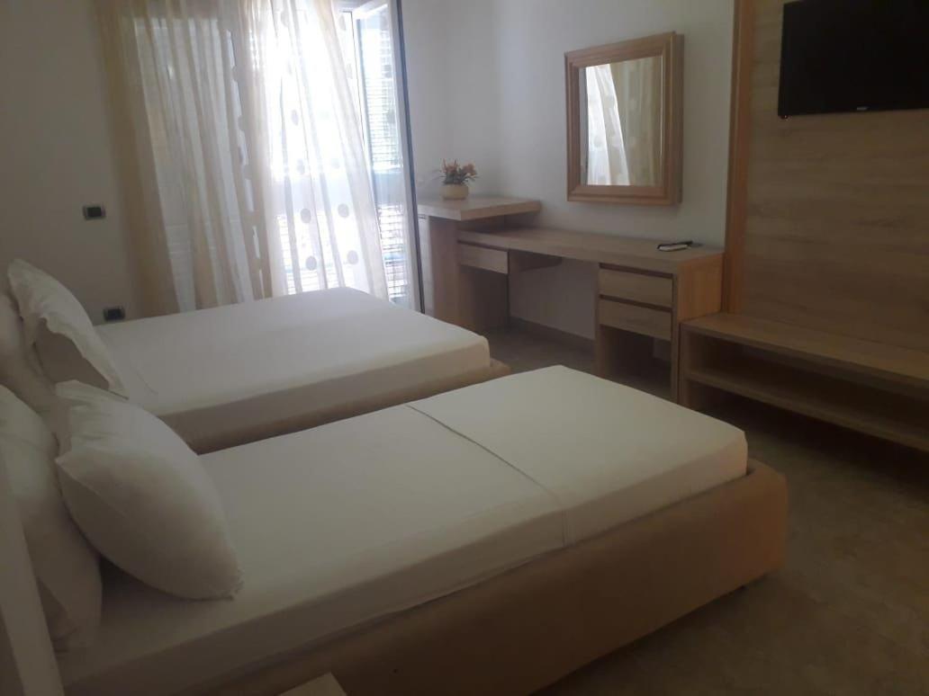Exclusive Greccia Inn Dhërmi Екстериор снимка