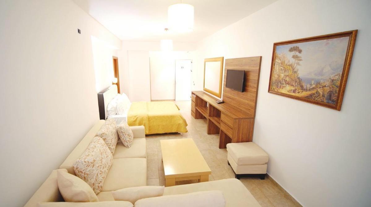 Exclusive Greccia Inn Dhërmi Екстериор снимка