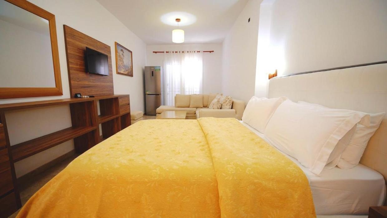 Exclusive Greccia Inn Dhërmi Екстериор снимка