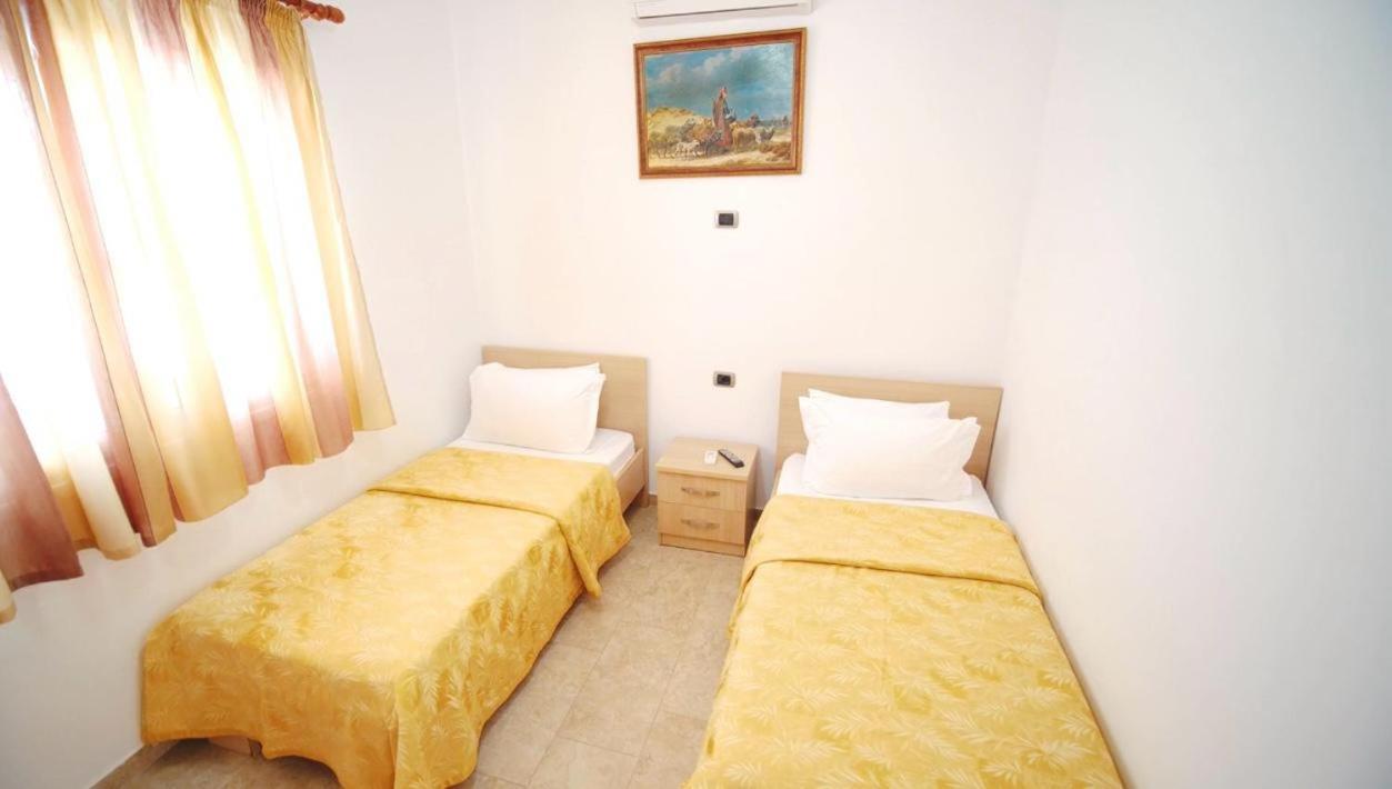 Exclusive Greccia Inn Dhërmi Екстериор снимка