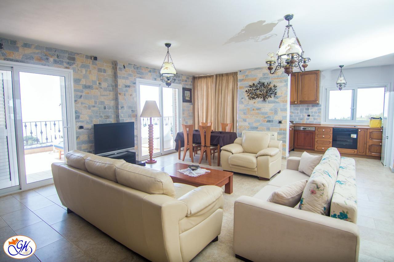 Exclusive Greccia Inn Dhërmi Екстериор снимка